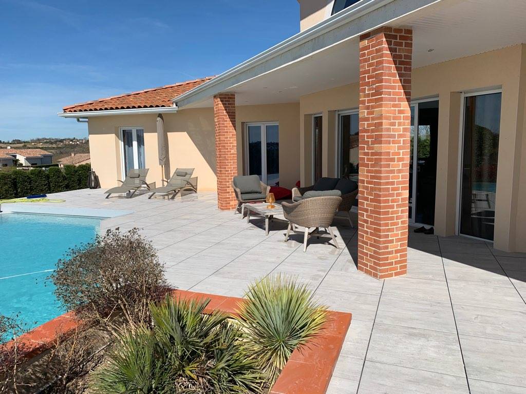 Réfection d'une plage de piscine — Région toulousaine